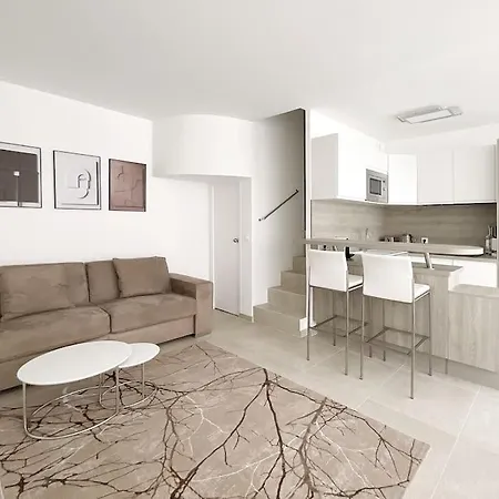 Apartment Duplex Luxueux 5 Etoiles Avec Terrasse *